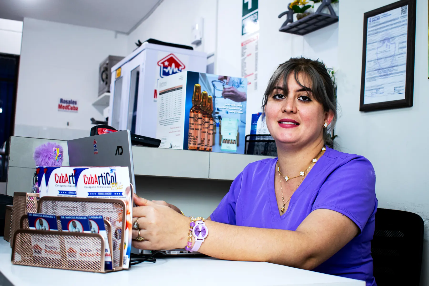 Recepción de la clínica Rosales MedCuba